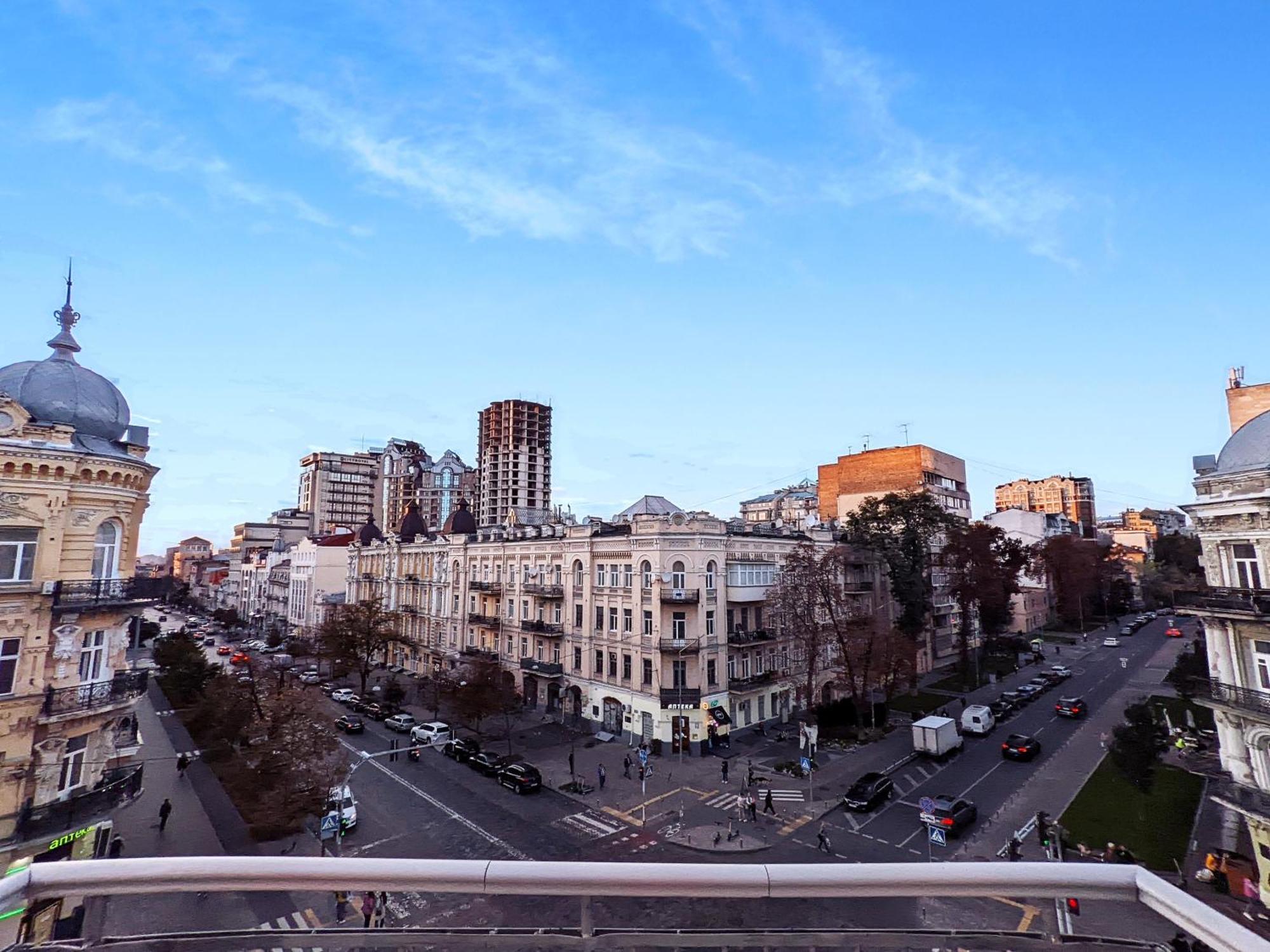 Royal Grand Hotel Kyiv Exterior foto