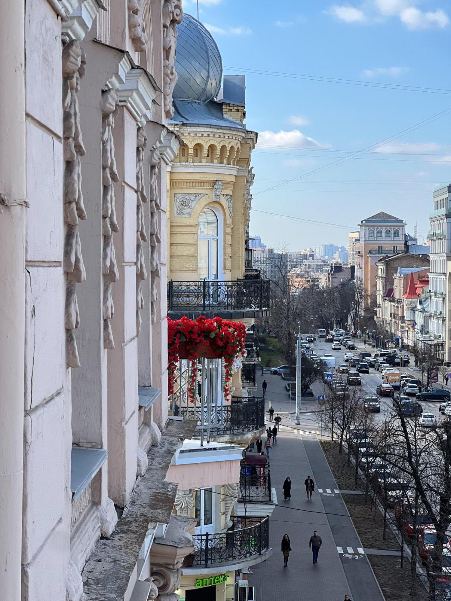 Royal Grand Hotel Kyiv Exterior foto