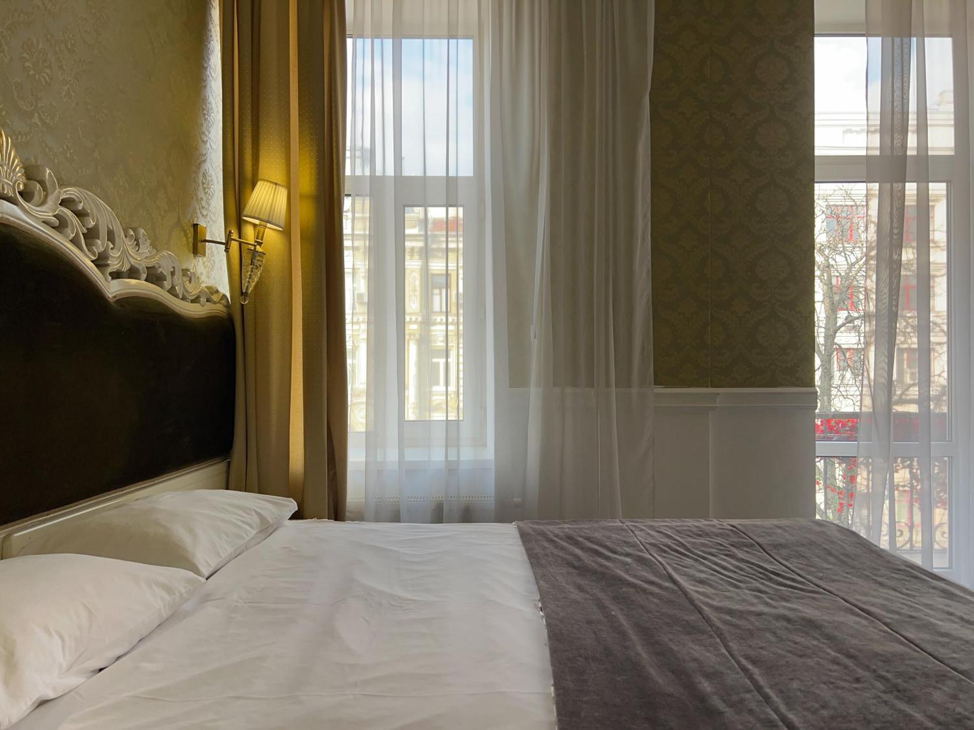 Royal Grand Hotel Kyiv Exterior foto