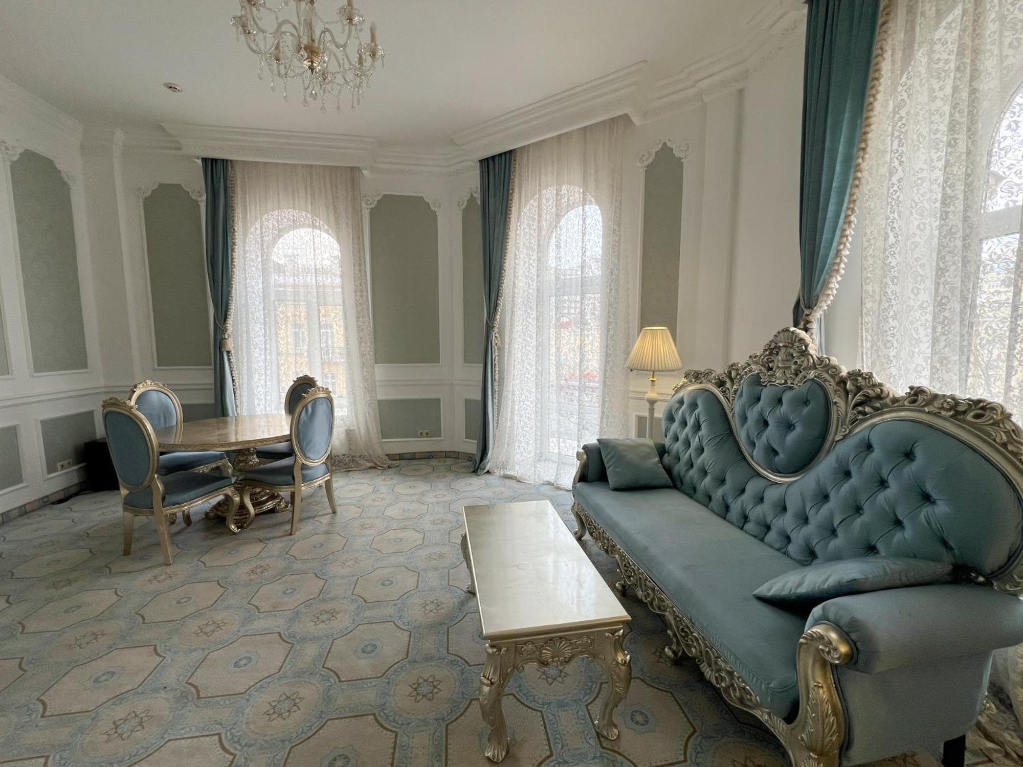 Royal Grand Hotel Kyiv Quarto foto