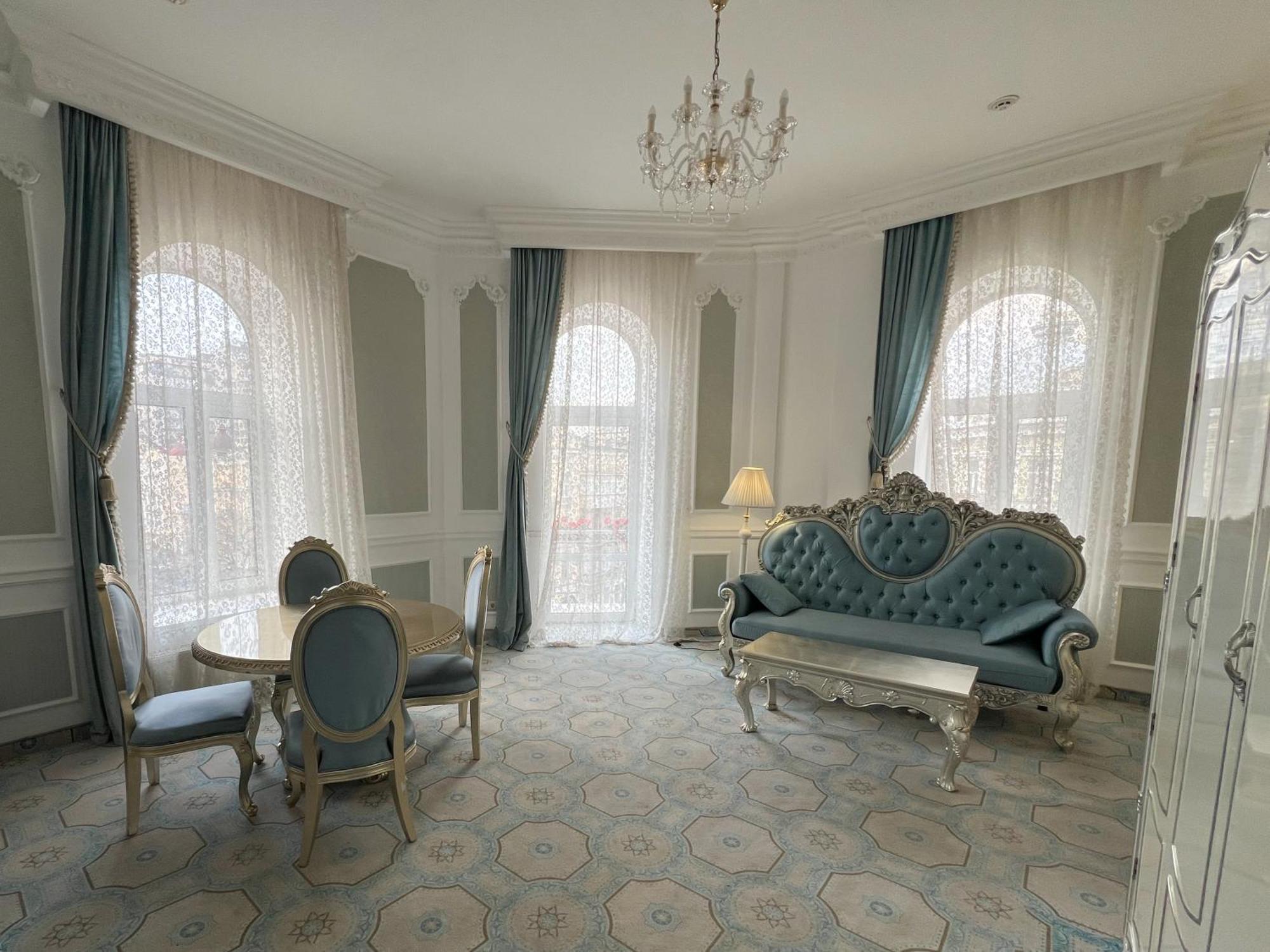 Royal Grand Hotel Kyiv Quarto foto